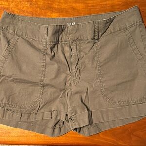 a.n.a Green Cargo Shorts Lightweight Summer Essential